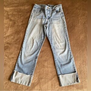 1822 Denim Light Wash Cuffed Jeans 29